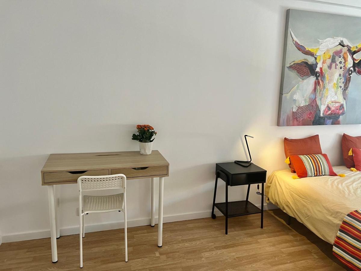 Almada Big Flat Next To Lisbon And Caparica Beach Εξωτερικό φωτογραφία