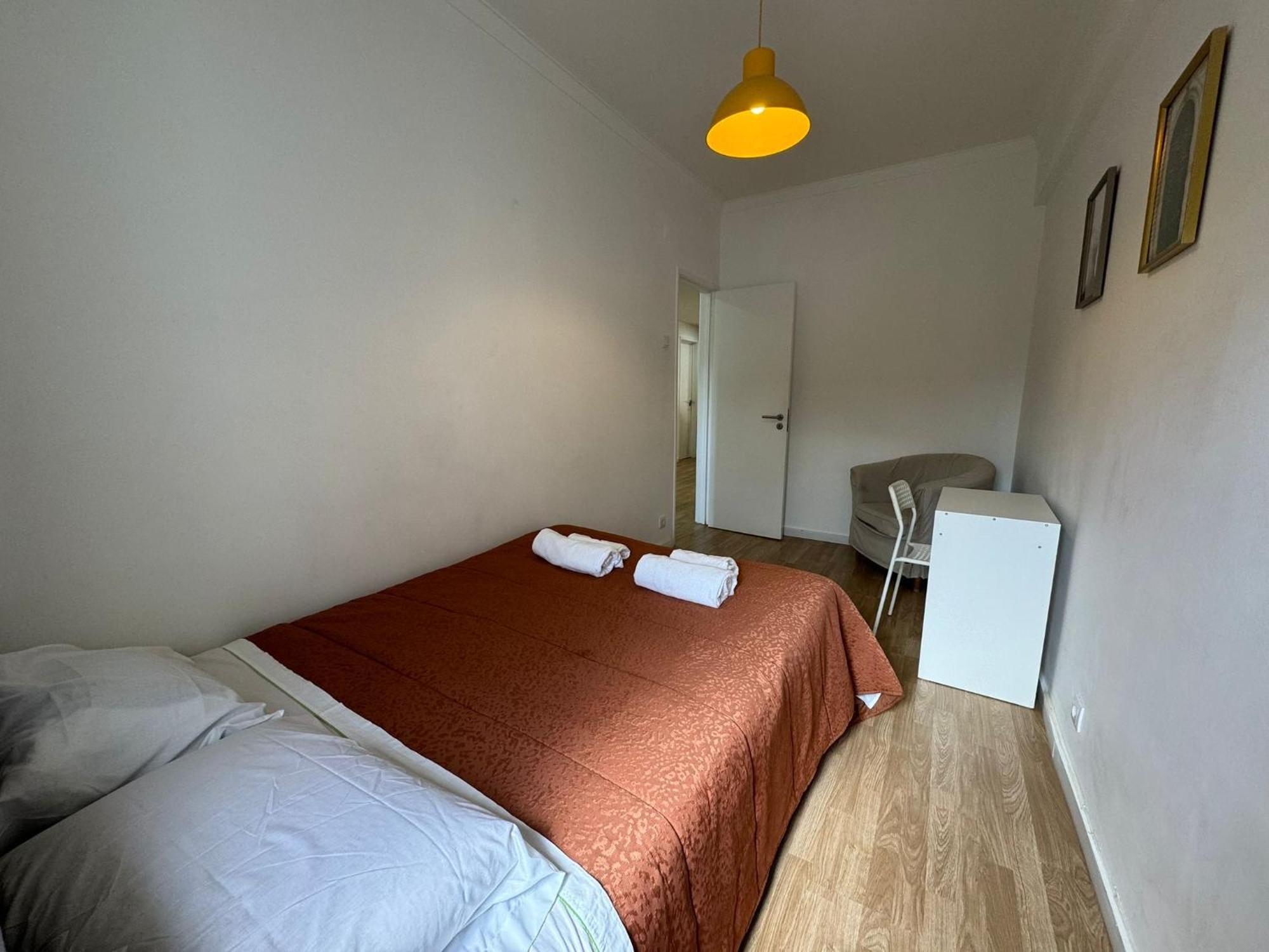 Almada Big Flat Next To Lisbon And Caparica Beach Εξωτερικό φωτογραφία
