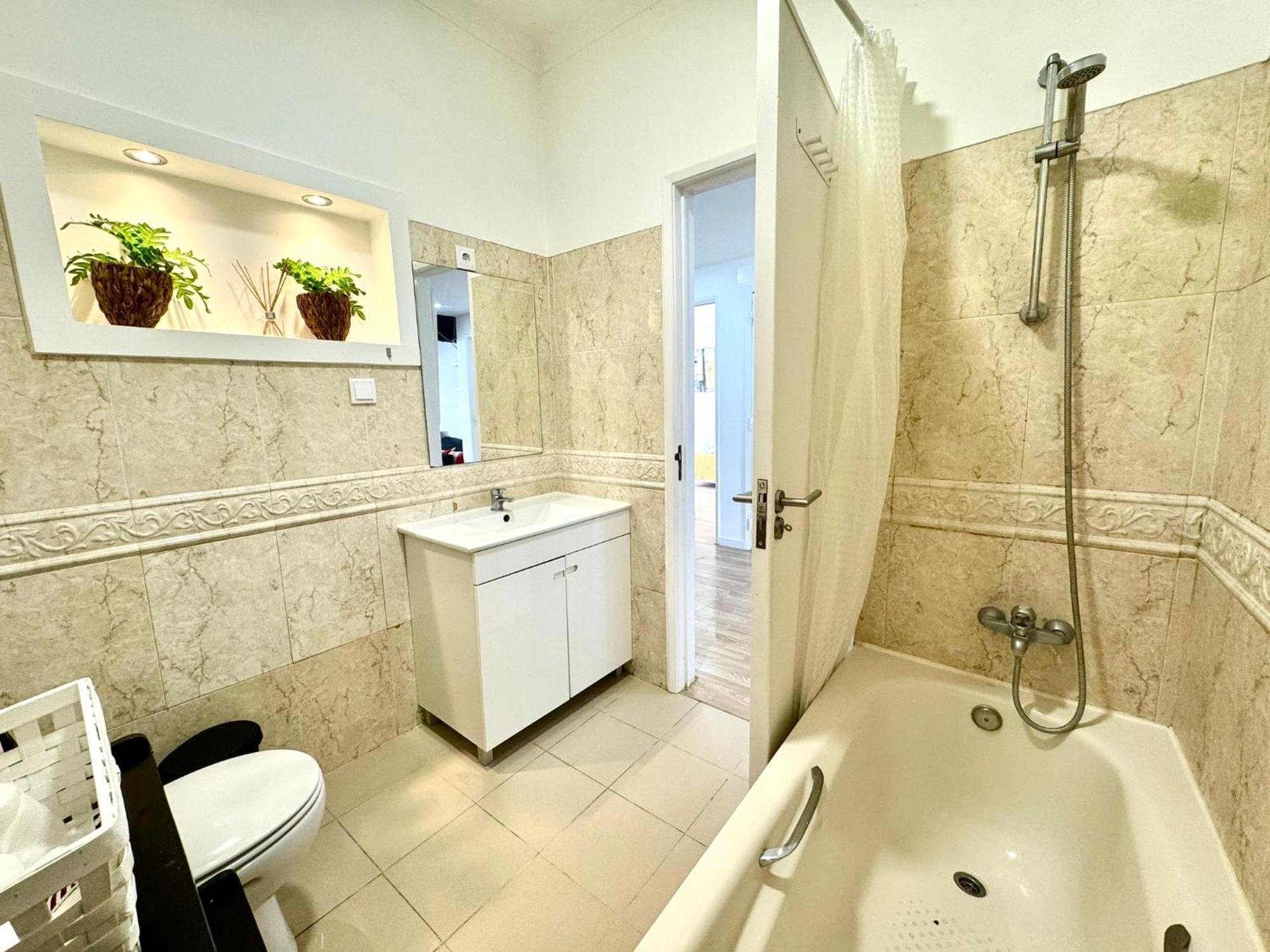 Almada Big Flat Next To Lisbon And Caparica Beach Εξωτερικό φωτογραφία