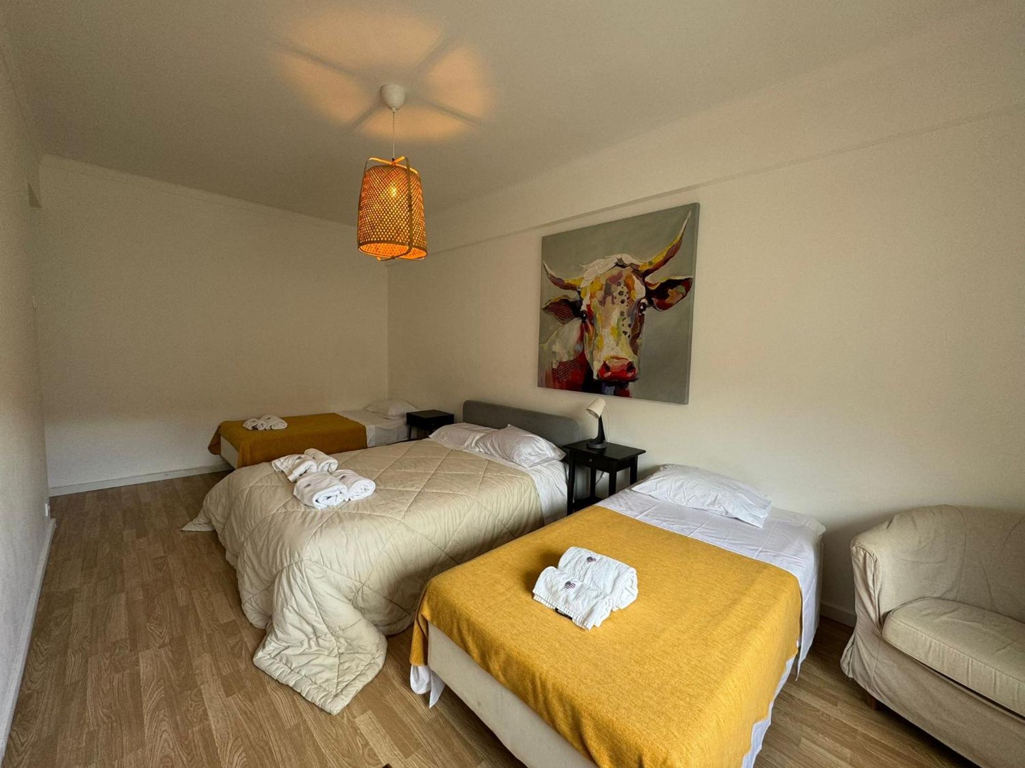 Almada Big Flat Next To Lisbon And Caparica Beach Εξωτερικό φωτογραφία