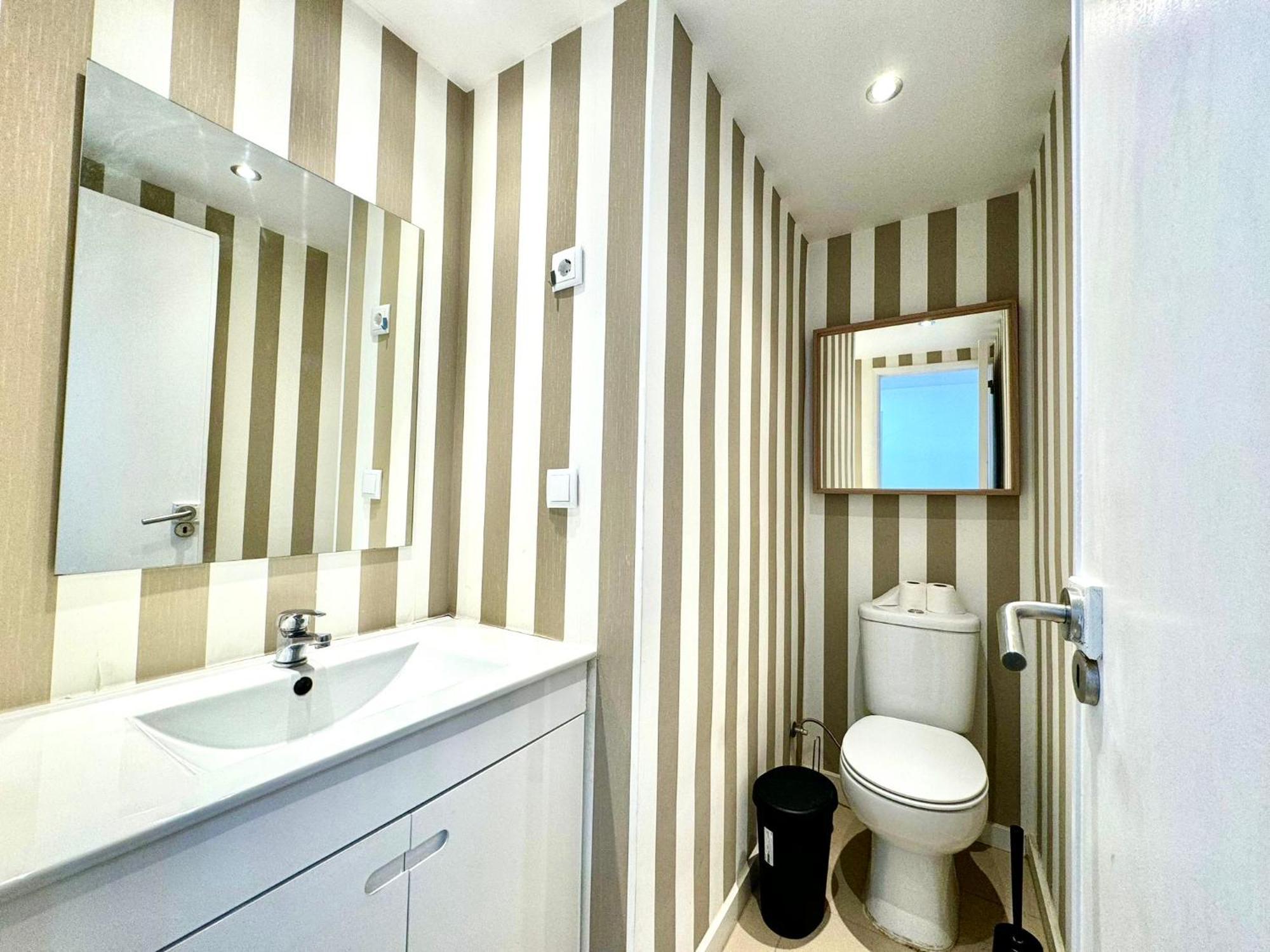 Almada Big Flat Next To Lisbon And Caparica Beach Εξωτερικό φωτογραφία